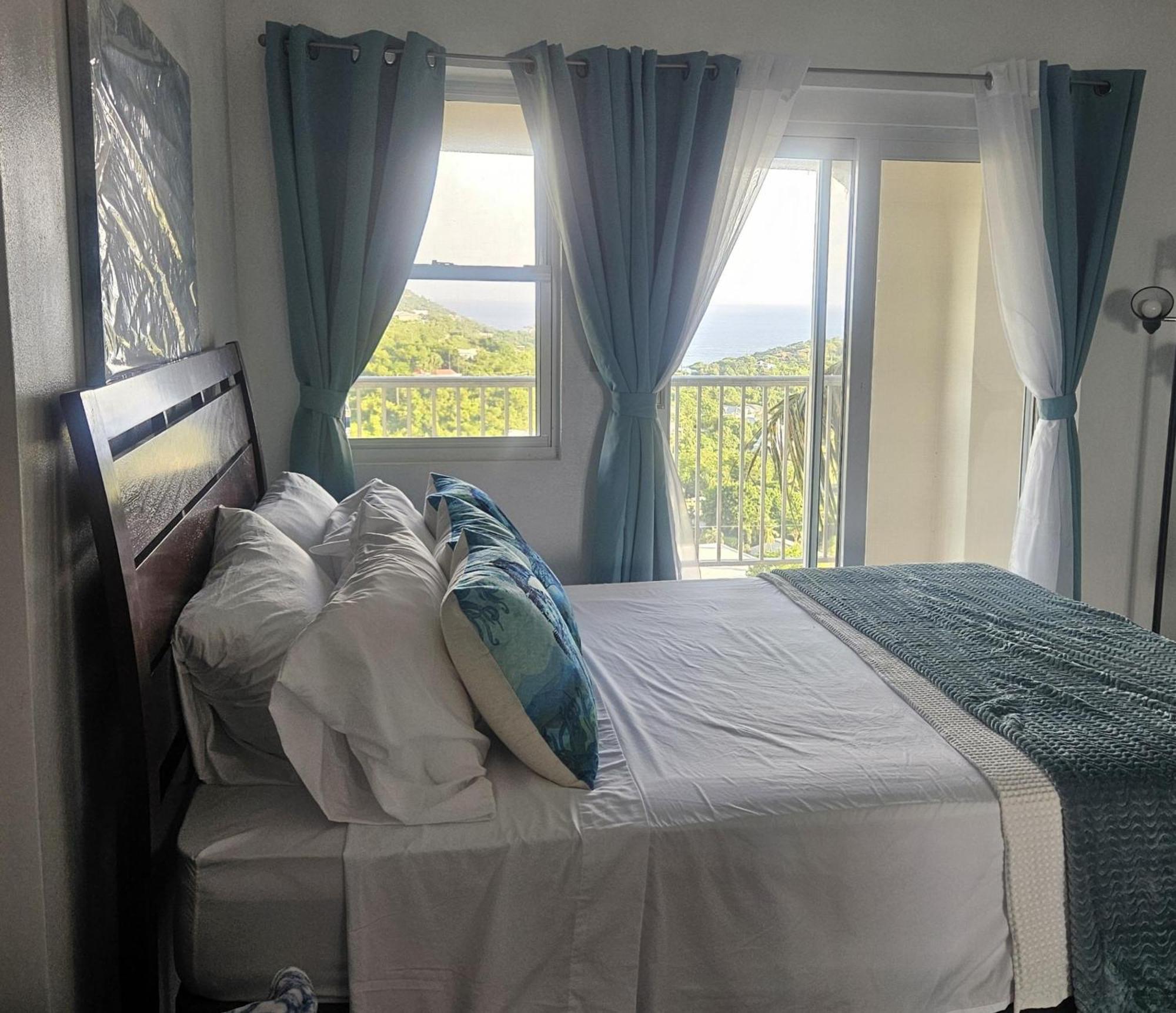 Bethany House - Immaculate Ocean Views Above The Westin Resort - Large Deck Cruz Bay Kültér fotó